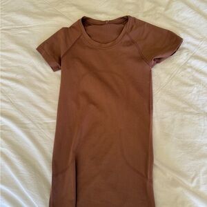 Lululemon swiftly tech